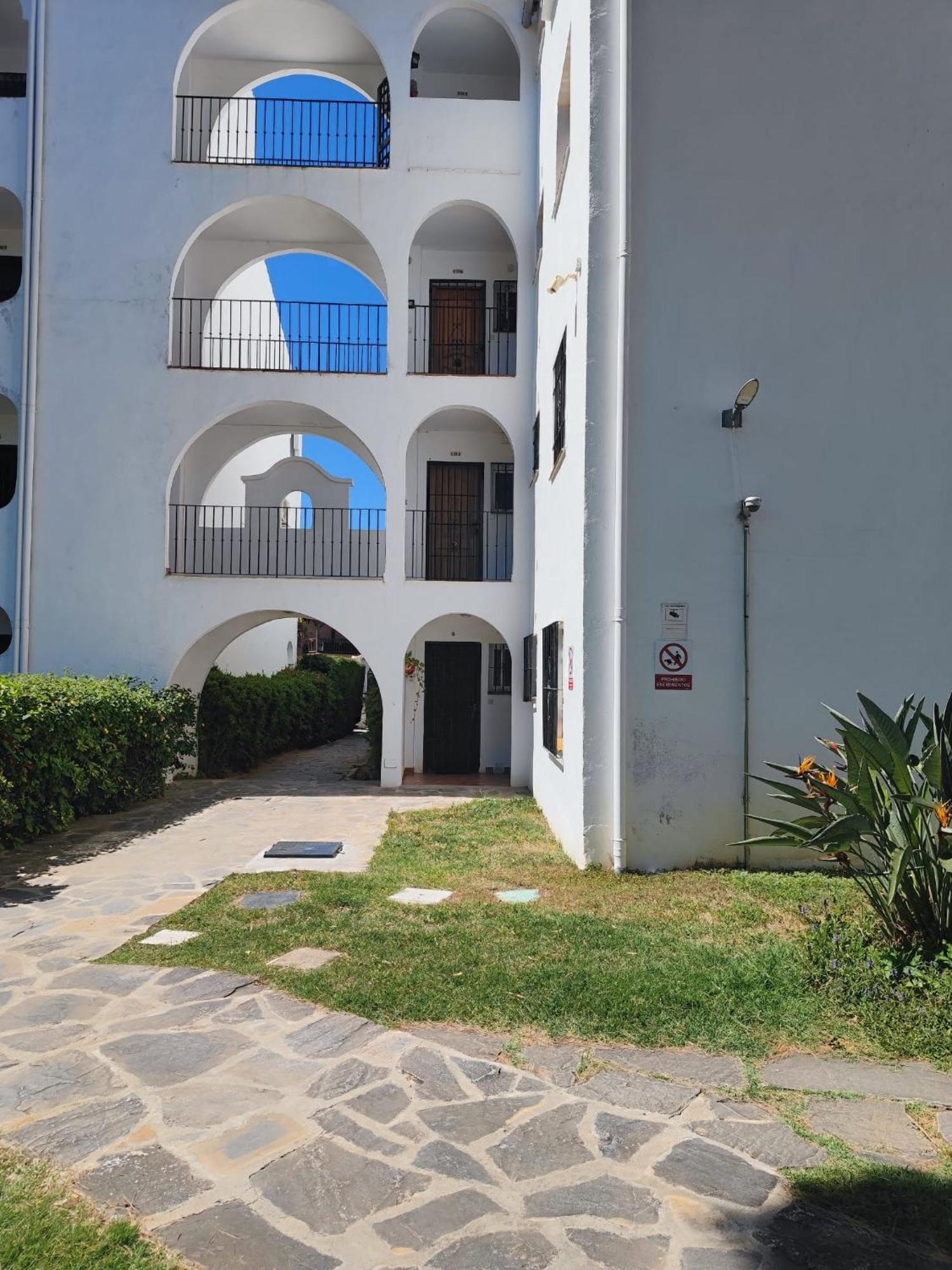 Studio In Calypso,Calahonda 200 Metres From The Beach Ситио-де-Калаонда Экстерьер фото